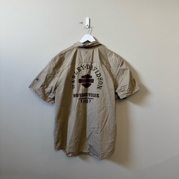 Harley Davidson men’s short sleeve tan button down casual top - Picture 3 of 4